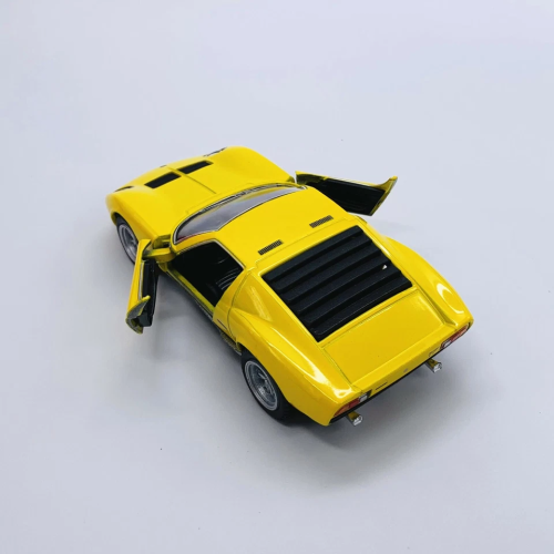 Машинка металева Kinsmart KT5390W 1:34 1971 Lamborghini Miura P400 SV інерційна, двері відчиняються / Жовтий