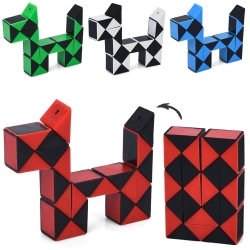 Гра-головоломка Змійка 6688 B на 24 сегменти, 4 кольори