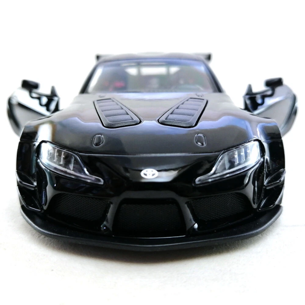 Машинка металлическая Kinsmart 1:36 Toyota GR Supra Racing Concept KT5421W инерционная, двери открываются / Черный
