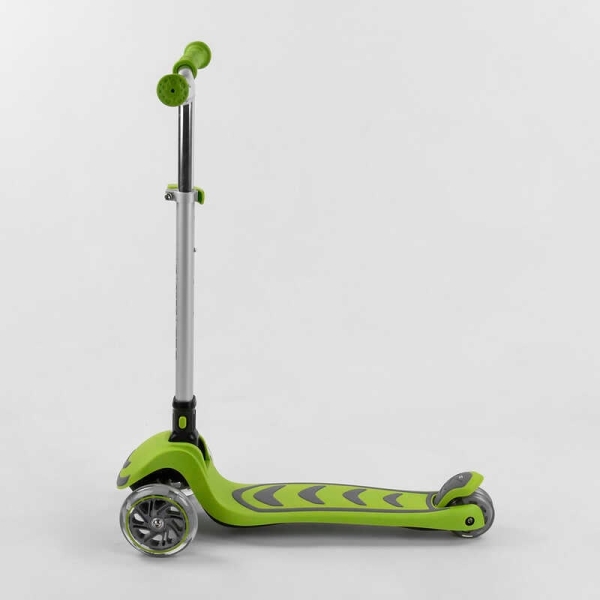 Самокат триколісний Y-00436 (4) Best Scooter, САЛАТОВИЙ, складне алюмінієве кермо, 4 колеса PU зі світлом, d = 12 см
